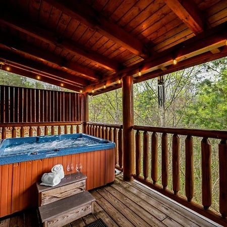 2-Bedroom Cabin With 2 Master Suites, Loft, Half-Bath And Hot Tub In A Serene Resort Setting Севьервилл Экстерьер фото